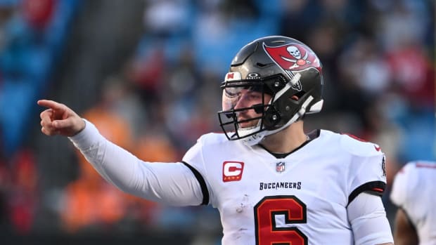 Tampa Bay Buccaneers quarterback Baker Mayfield (6) on the field in the fourth quarter at Bank of America Stadium.
